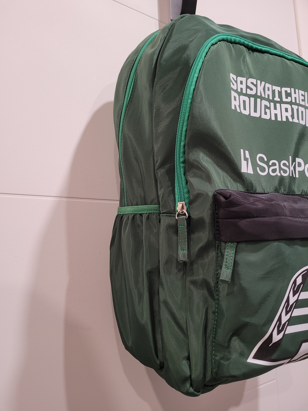 Saskatchewan Roughriders Green Team Backpack - Picture 3 of 12